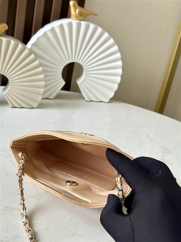 2026131221458184 570